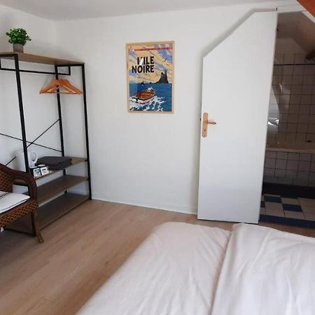 Chambres D'Hotes Domaine La Touche Pleine-Fougères Eksteriør bilde