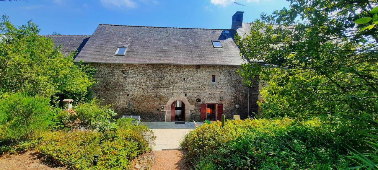Chambres D'Hotes Domaine La Touche Pleine-Fougères Eksteriør bilde